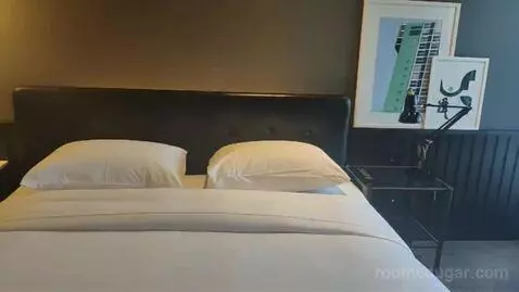 Collection Premium Room with City View bed picture #2