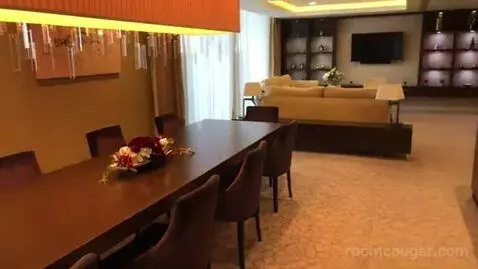 Suite picture #2