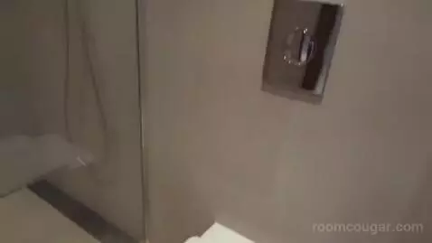 Executive King Room bathroom picture #3
