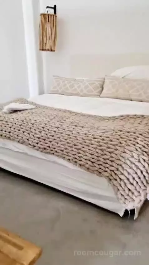 Junior Suite bed picture #8
