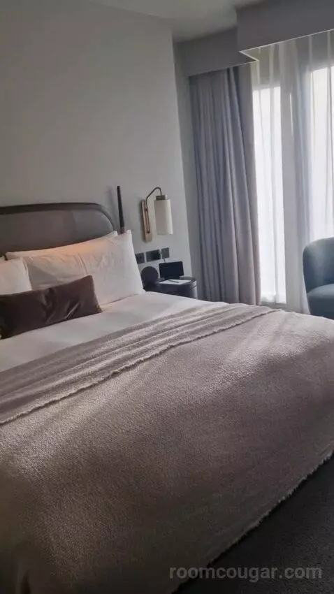 Superior Double or Twin Room bed picture #4