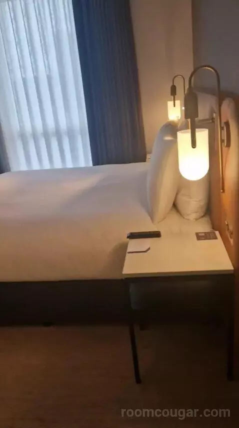King Room with Cherry Park View bed picture #7