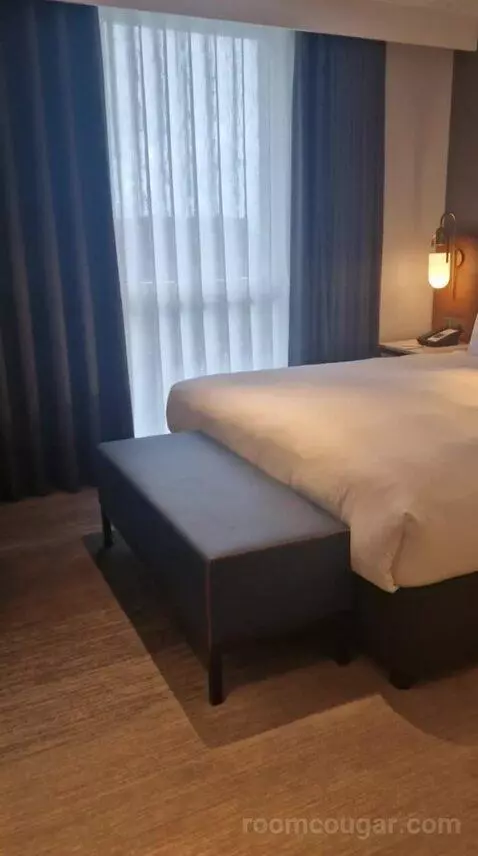 King Room with Cherry Park View bed picture #5