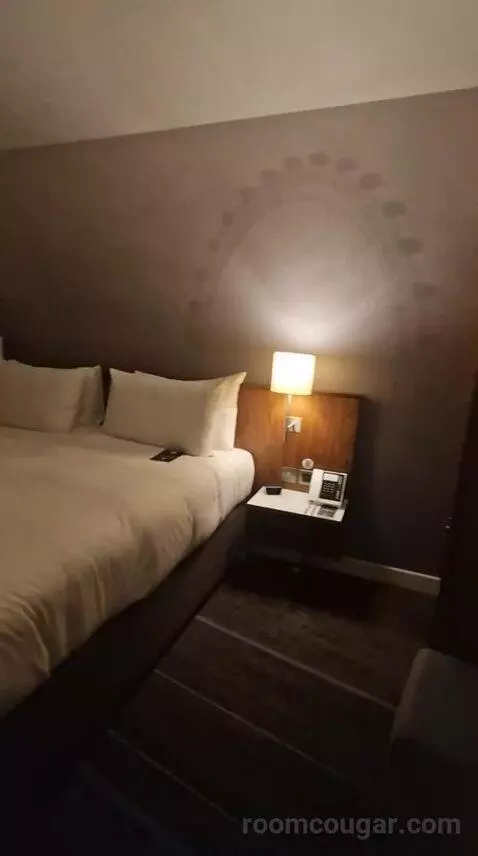 King City Suite bed picture #7