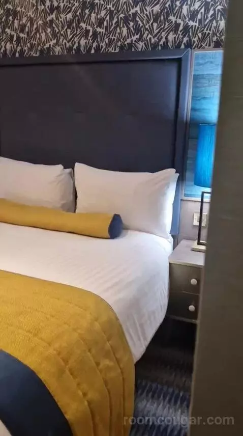 Superior Queen Room with Two Queen Beds bed picture #1