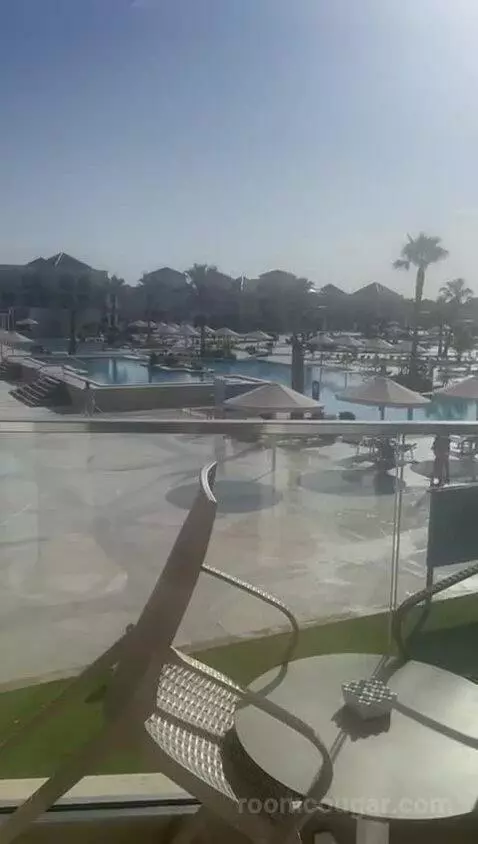 Deluxe Double Pool View picture #24