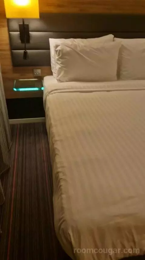 Moxy Sleeper, Guest Room, 1 Queen bed picture #4