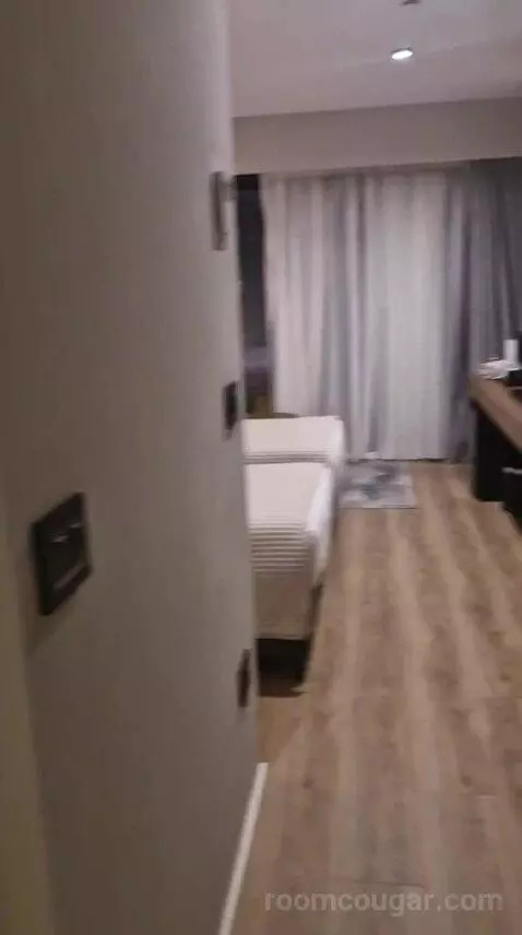 Premium Room with Balcony (#407) bed picture #1
