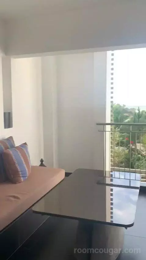 Luxury Queen Room with Ocean Side View view picture #2