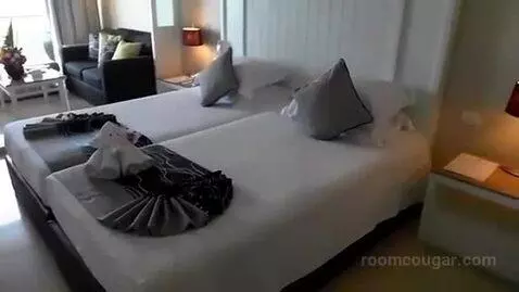 Mini Suite Plus Sea View Twin Bed bed picture #3