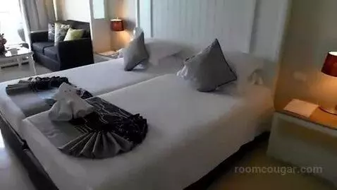 Mini Suite Plus Sea View Twin Bed bed picture #4