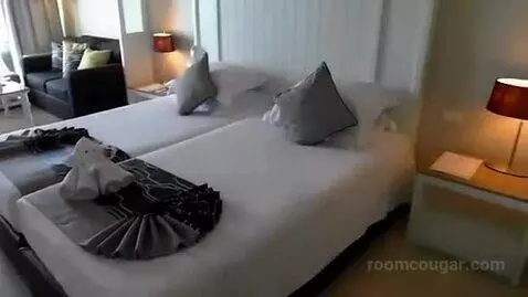 Mini Suite Plus Sea View Twin Bed bed picture #5