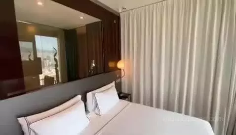 The Level Suite City View bed picture #3