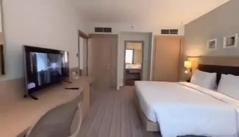 One Bedroom King Suite view picture #8