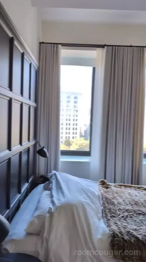 Loft Suite with City View (#802) bed picture #1