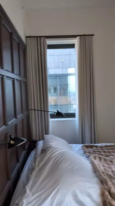 Loft Suite with City View (#2907) bed picture #6