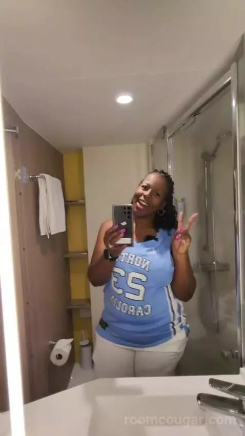 Balcony Cabin (#11587) bathroom picture #11