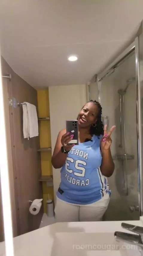 Balcony Cabin (#11587) bathroom picture #12