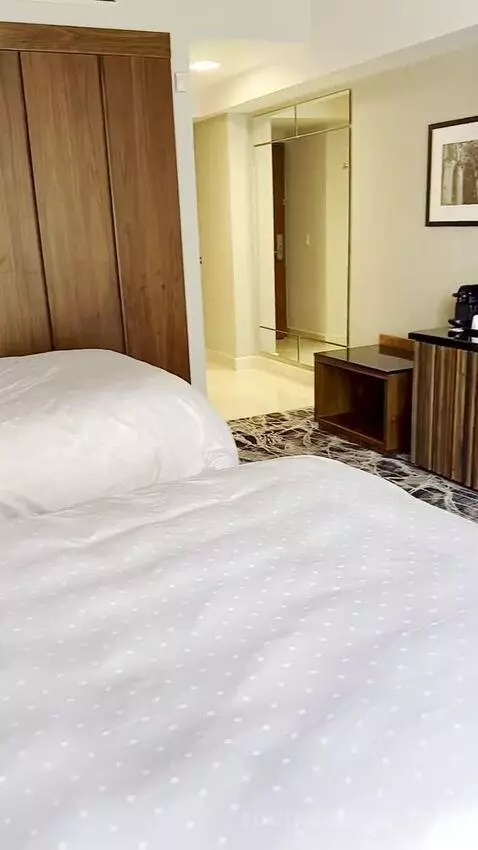 Deluxe Double Room bed picture #8