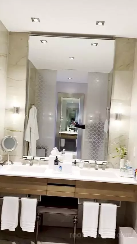 Signature Butler Service, Guest Room, 1 King bathroom picture #6
