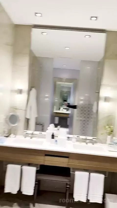 Signature Butler Service, Guest Room, 1 King bathroom picture #8