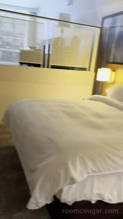 Junior Suite bed picture #9