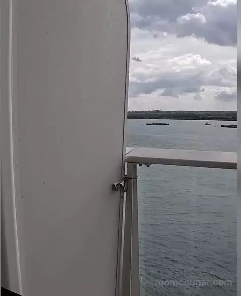 Balcony Cabin (#8282) view picture #2