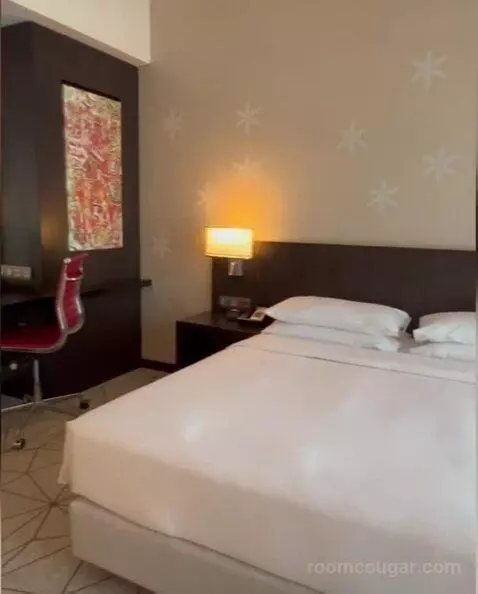 King Room with Sofa Bed bed picture #4