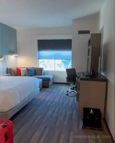 King Room bed picture #1