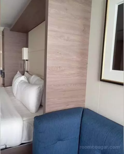 Suite (#11238) bed picture #5