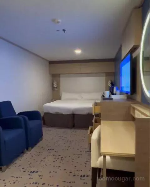 cruisingcolemans's review preview (Spectrum of the Seas)
