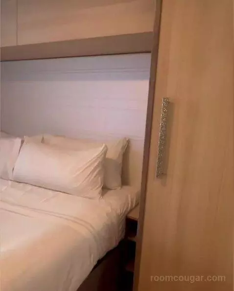 Balcony Cabin (#11283) bed picture #6