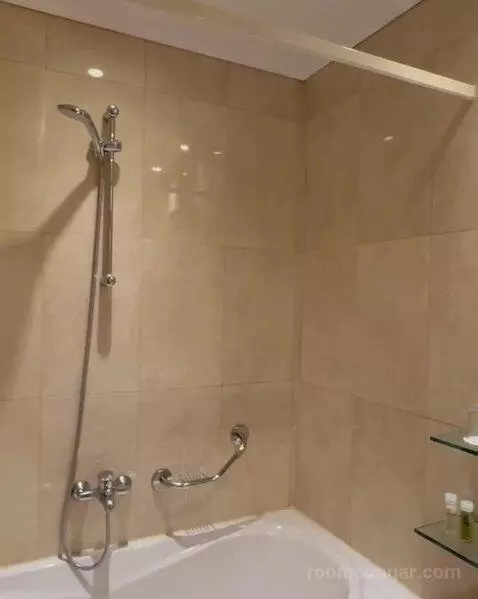Superior Double or Twin Room bathroom picture #10