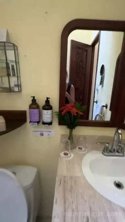 Master Suite bathroom picture #5