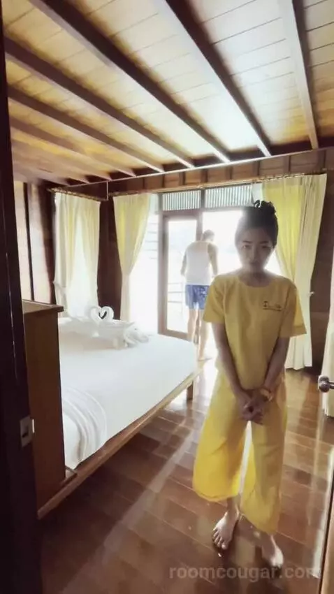 Suite with Spa Bath - Honeymoon Suite (Honeymoon Su) bed picture #7
