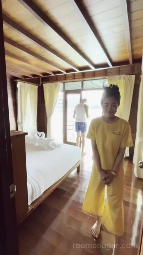 Suite with Spa Bath - Honeymoon Suite (Honeymoon Su) bed picture #8