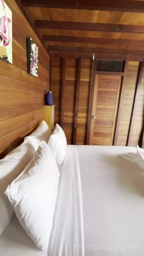 Suite with Spa Bath - Honeymoon Suite (Honeymoon Su) bed picture #12