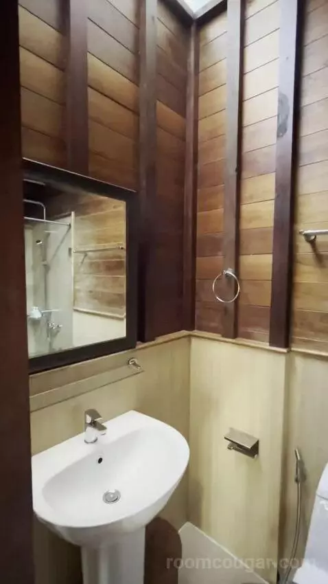 Suite with Spa Bath - Honeymoon Suite (Honeymoon Su) bathroom picture #10