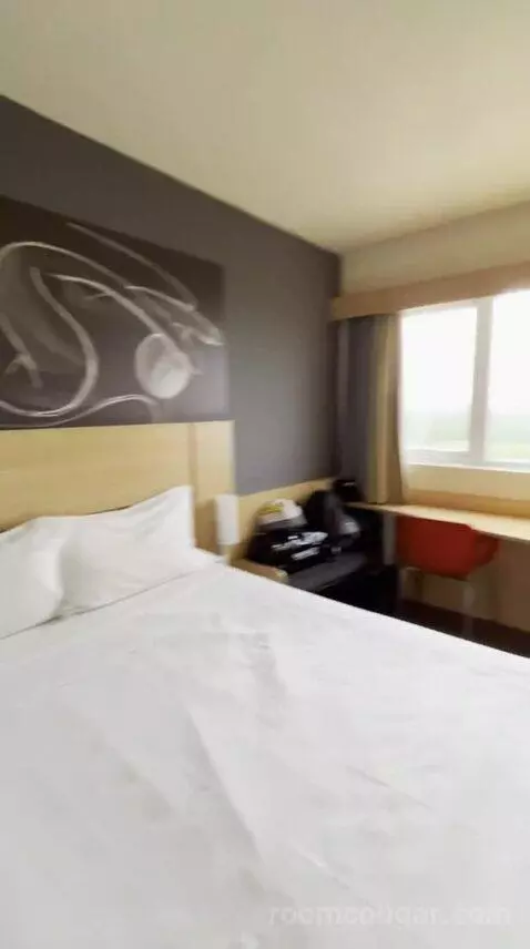 Standard Double Room with Double Bed (#551) bed picture #9