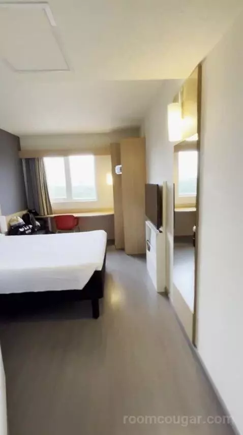 Standard Double Room with Double Bed (#551) bed picture #1