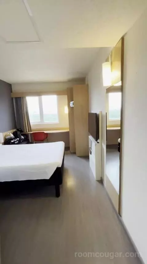 Standard Double Room with Double Bed (#551) bed picture #2