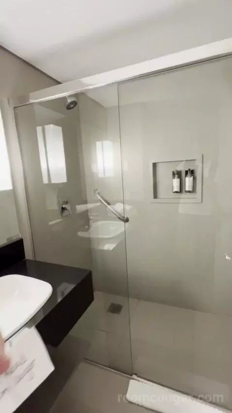Executive Double Room (#1807) bathroom picture #12