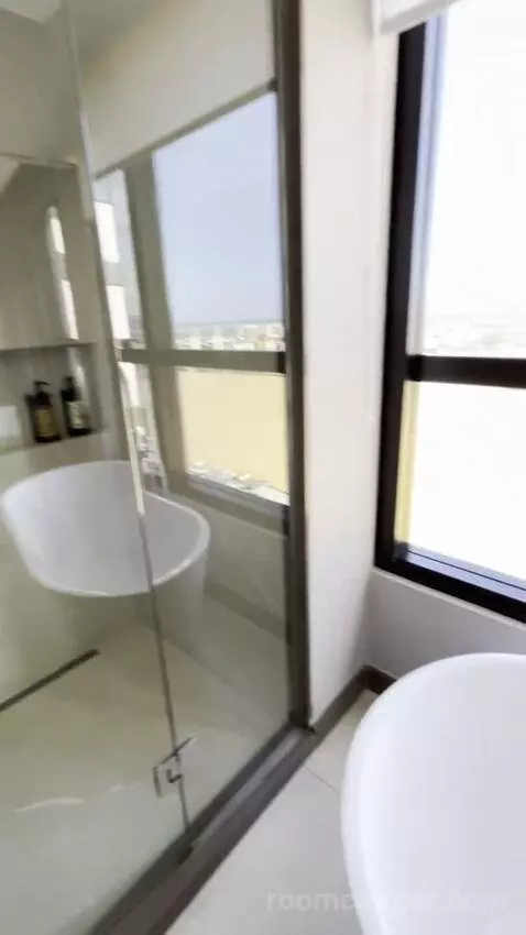 Master Suite (#2002) bathroom picture #9