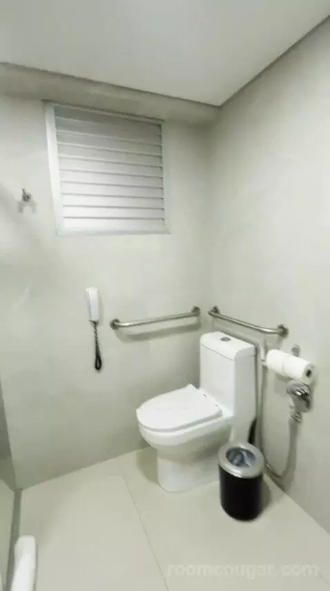 Luxury Quadruple Room (#422) bathroom picture #4