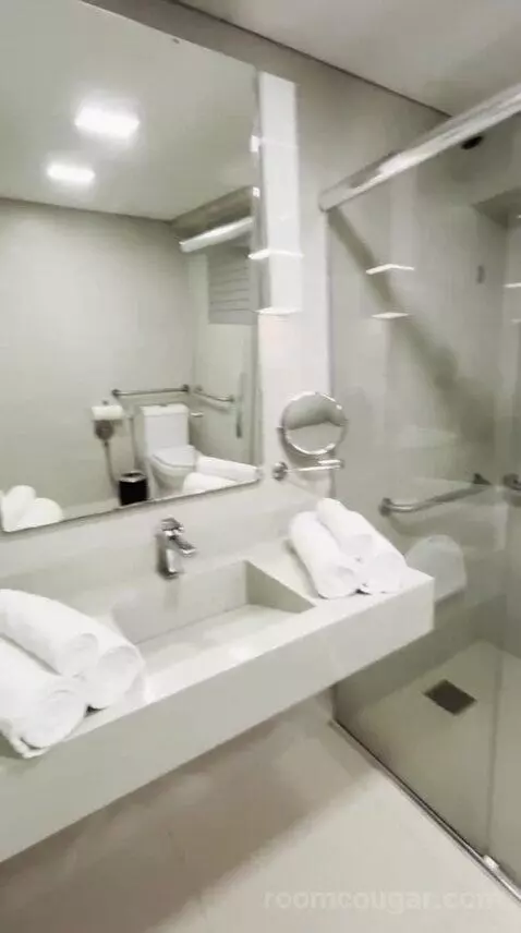 Luxury Quadruple Room (#422) bathroom picture #5