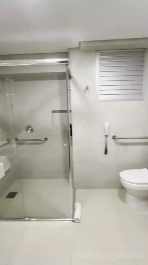 Luxury Quadruple Room (#422) bathroom picture #9