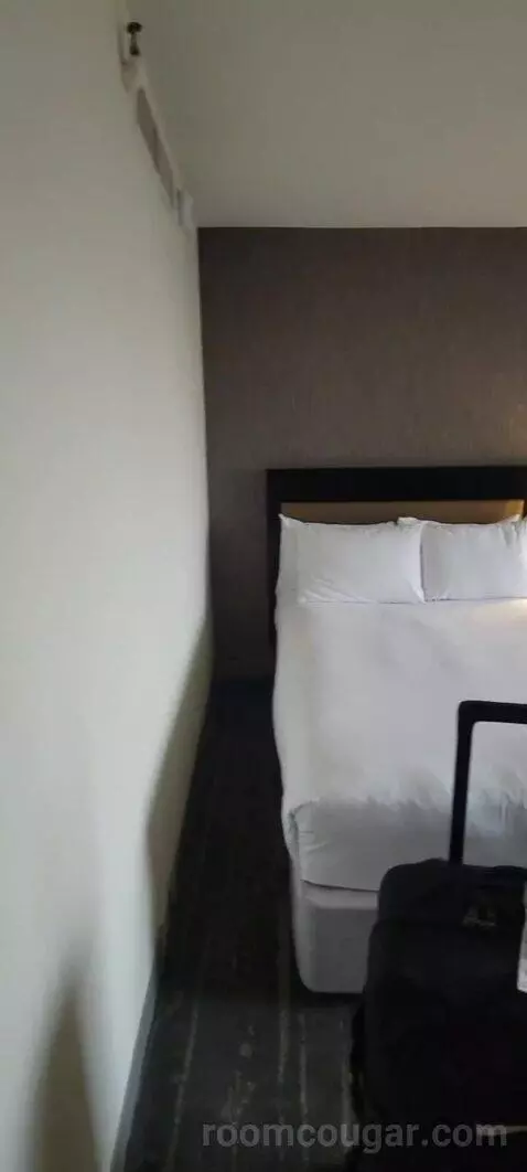 Double Room with Two Double Beds and View bed picture #4