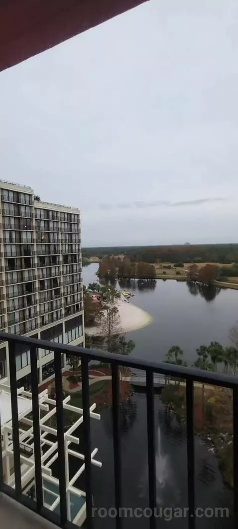 Double Room with Two Double Beds and Lake View view picture #11