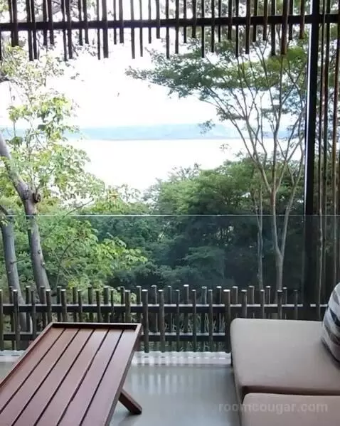 King Room with Partial Bay View view picture #12