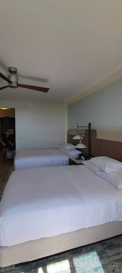 Queen Room with Two Queen Beds and Balcony bed picture #9